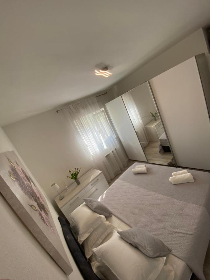 Apartman Antonio Baska Voda Exterior photo